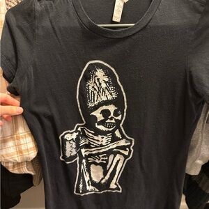Rogue Dead Guy Ale Women’s Tee